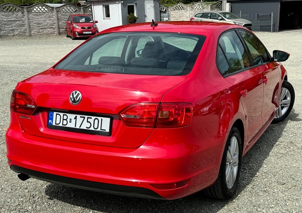 Volkswagen Jetta cena 24900 przebieg: 185000, rok produkcji 2011 z Kargowa małe 781